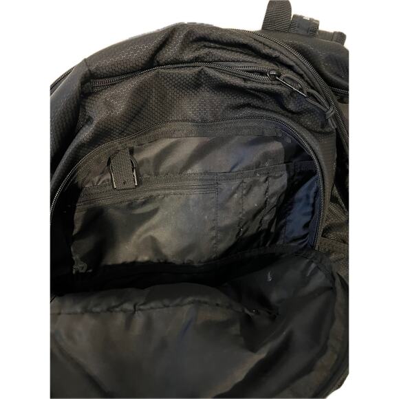 Adidas Defender Backpack w Padded Sleeve - Picture 3 of 4